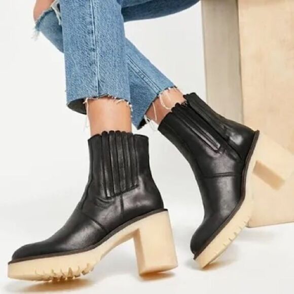 NWT Free people chunky leather booties 39.5 - Picture 1 of 10